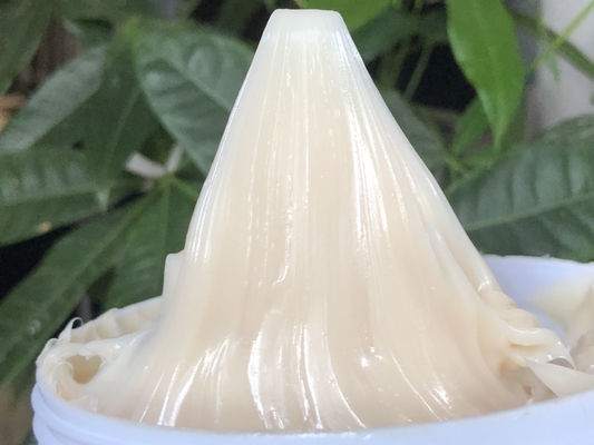 산업 환경에서 롤링 및 슬라이딩 부품의 최적의 윤활을 위한 기름